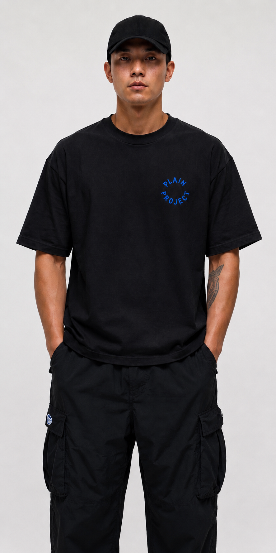 PLAIN PROJECT Magic Oversized Back Print Black Tee