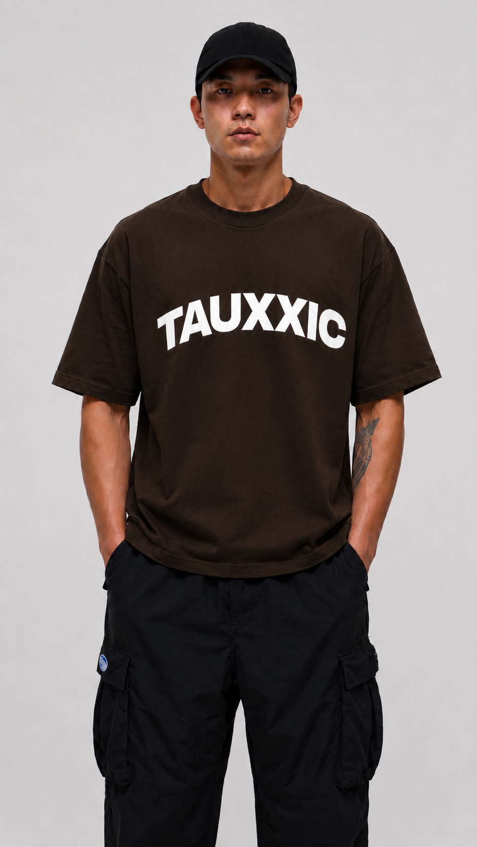 TAUXXIC Oversized T-Shirt – Dark Brown